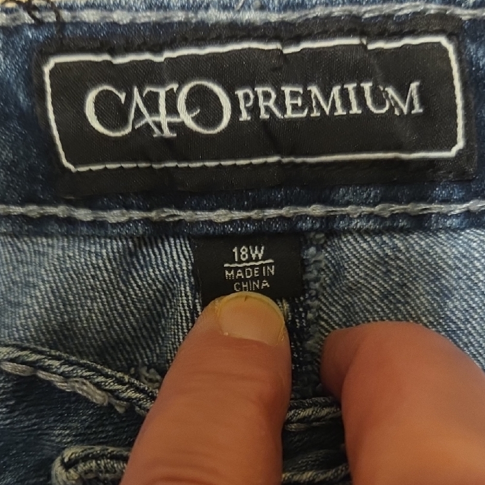 Cato Elegant Indigo Women's Straight Leg Jeans - Picture 4 of 5